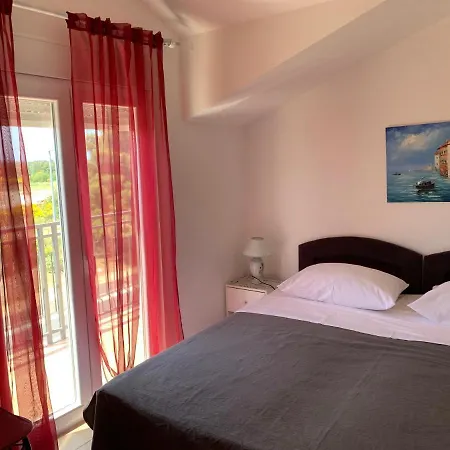 Guest house Apartmani Kardum Brodarica Brodarica (Sibenik-Knin)