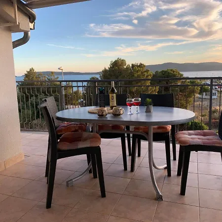 Apartmani Kardum Brodarica Guest house Brodarica (Sibenik-Knin)