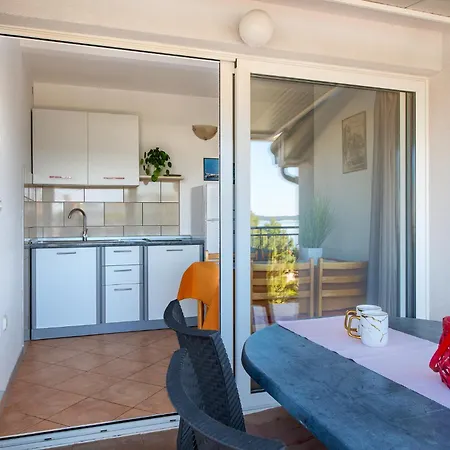 Guest house Apartmani Kardum Brodarica *