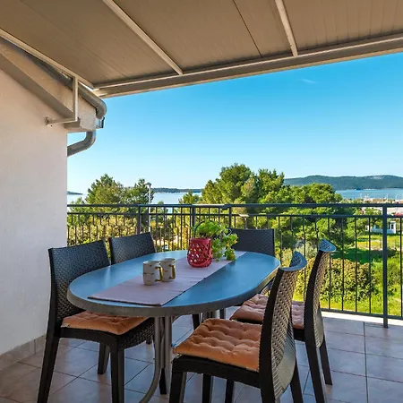 Apartmani Kardum Brodarica *