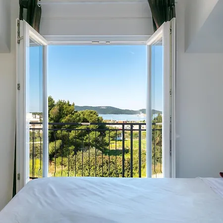 Apartmani Kardum Brodarica Guest house *