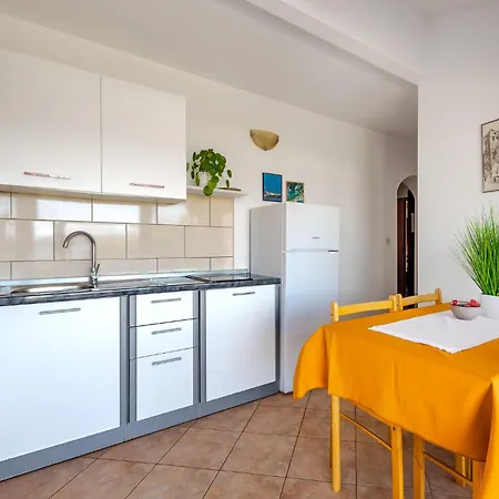 Apartmani Kardum Brodarica *