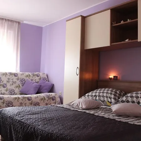 Apartmani Kardum Brodarica Guest house