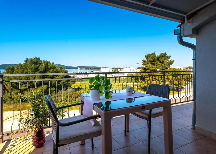 Apartmani Kardum Brodarica Guest house 3*