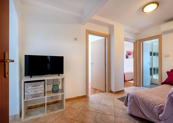 Apartmani Kardum Brodarica Guest house Brodarica (Sibenik-Knin)