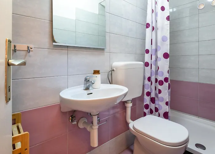 Guest house Apartmani Kardum Brodarica