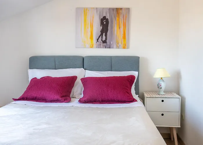 Apartmani Kardum Brodarica 3*