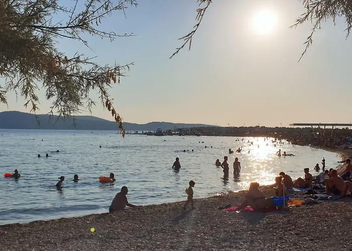 Apartmani Kardum Brodarica 3*